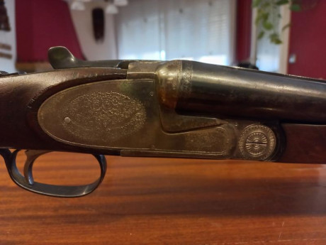 Escopeta paralela Hermanos Zamacola, modelo Jabali
Culata pistolet
Guardamanos cola de castor
Cañones 01