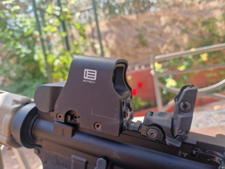 Con todo el dolor vendo mi Ar15 de colt por no darle ningún uso, no tiene más de 150 disparos realizados. 00
