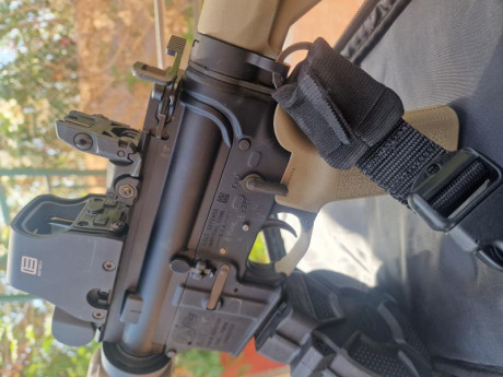 Con todo el dolor vendo mi Ar15 de colt por no darle ningún uso, no tiene más de 150 disparos realizados. 21