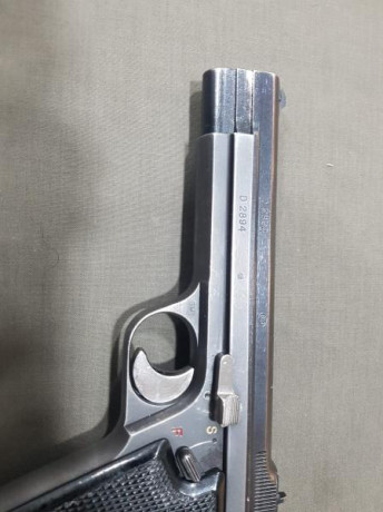 Hola, vendo estupenda Sig P210 en cal 9para de 5 pulgadas en perfecto estado por no darle uso por 1450€.
Guiada 20