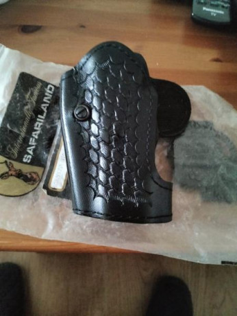 estoy buscando una funda para glock para ipsc de la marca safariland ( de las antiguas de ipsc) 00