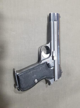 Hola, vendo estupenda Sig P210 en cal 9para de 5 pulgadas en perfecto estado por no darle uso por 1450€.
Guiada 30
