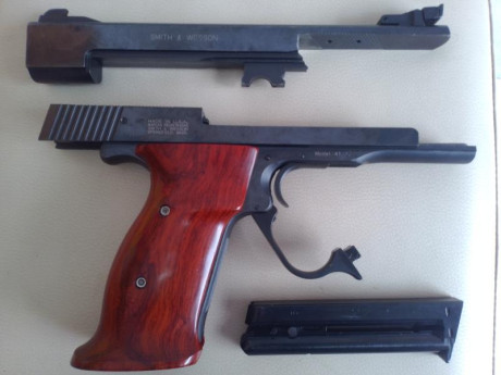 venta de una magnifica pistola S&W Model 41 del 22 lr. Se trata de un arma de una calidad que difícilmente 10