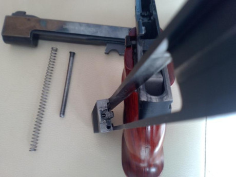 venta de una magnifica pistola S&W Model 41 del 22 lr. Se trata de un arma de una calidad que difícilmente 21
