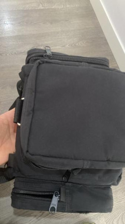 Vendo Bolso tiro XL Professional CED 

El bolso esta usado, buen estado excepto dos descosidos que tiene 11