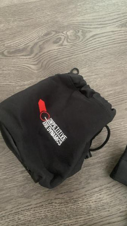 Vendo Bolso tiro XL Professional CED 

El bolso esta usado, buen estado excepto dos descosidos que tiene 20