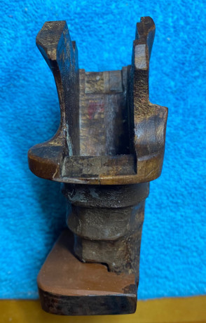 Vendo Cacha Rink - Talla S - para pistola Pardini (es igual para el cal. 22 0 32), tiene algunos retoques 02