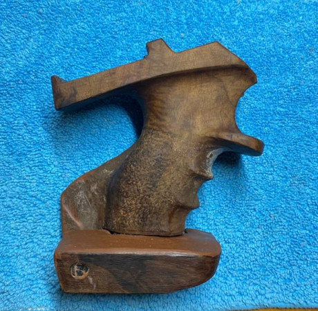 Vendo Cacha Rink - Talla S - para pistola Pardini (es igual para el cal. 22 0 32), tiene algunos retoques 01