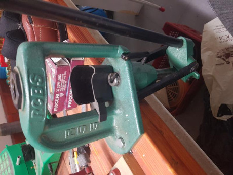 Un compañero vende una prensa de recarga RCBS Reloader Special 5 en perfecto estado y sin homologacion 02