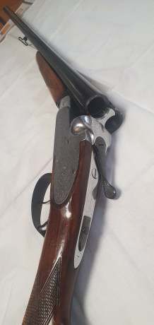 Muy buenas.
Un compañero vende dos escopetas.
Se trata de una paralela Hnos. ZABALA del 12 y una superpuesta 12