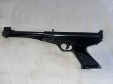 Pistola gamo falcon cal. 4,5 underlever.
Se entrega con funda original en símil piel, unas dianas y dos 00