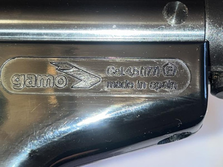 Pistola gamo falcon cal. 4,5 underlever.
Se entrega con funda original en símil piel, unas dianas y dos 21