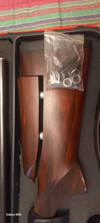 Perazzi modelo MX8 Trap calibre 12, longitud de cañón 75 cm , con chockes intercambiables, afrezco con 81