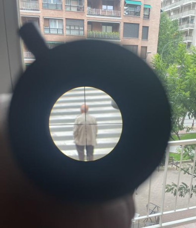 Vendo este visor Compacto en perfectas condiciones, prácticamente sin uso, solo en una carabina del 22 01