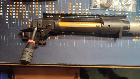 Lo dicho, vendo este pedazo de rifle. Un Savage Élite Precisión del 300 PRC cañón de 30" y perfil 21