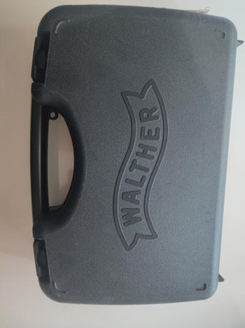 Vendo walther PPS 9 mm está impecable como nueva con dos cargadores, en caja con factura, mando fotos. 02