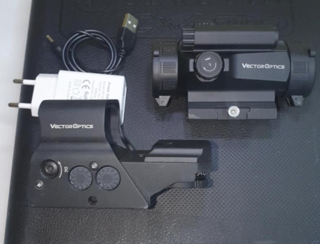 Vendo Carabina Beretta CX4 Storm 9mm    con Extras    viene con maletin original kit de limpieza dos cargadores 00