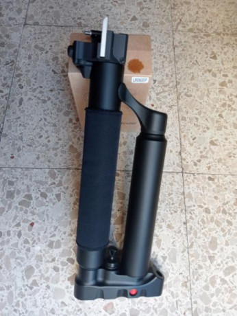 Hola un amigo vende esto teléfono para su contacto 608395721        Se vende pistola-carabina  PCP Edgun 01