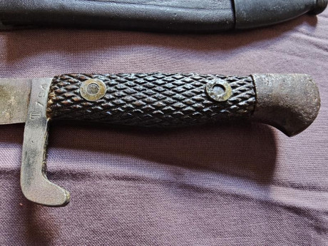 Cuchillo de Monte de la Fabrica Nacional de Toledo.
Modelo Montañero, también llamado Viriato dentro de 12