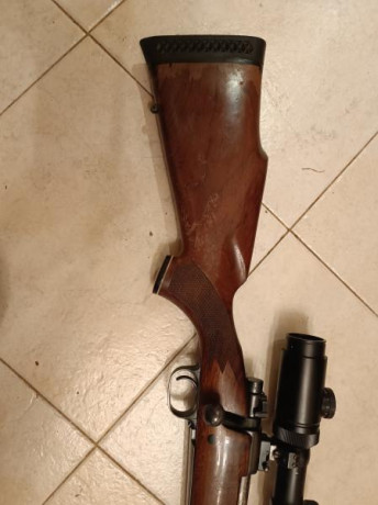 Se cede winchester 70 en calibre 270 win, es de mi padre y lo quita por cambiar de rifle.  
El visor es: 02