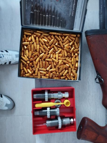 Buenos días a todos,se vende este rifle, números coincidentes menos el visor. Calibre 8x57, 2 cargadores 00