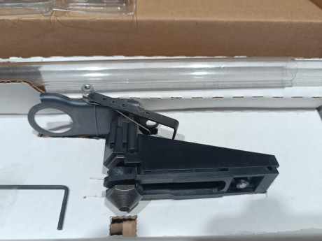 Vendo alimentador de proyectiles LEE para progresiva en perfecto estado.
Para calibre 9mm y 45 ACP / 44

Precio: 01