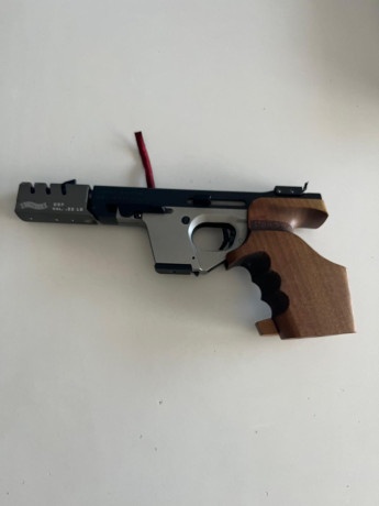 Muy buenas.
Un compañero y amigo vende esta WALTHER GSP EXPERT con doble carro, maletín original en perfecto 11