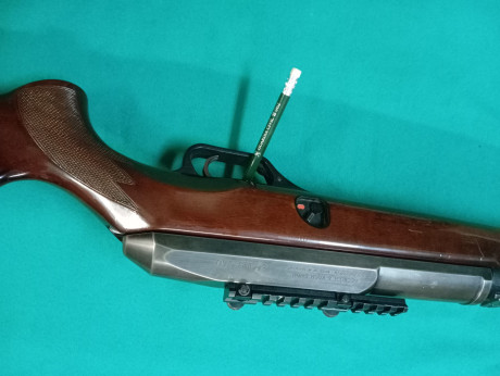 Hola , un amigo vende este rifle en calibre 30.06 se trata de un HK 940 con algunas marcas de uso en la 01