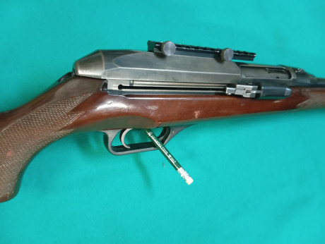 Hola , un amigo vende este rifle en calibre 30.06 se trata de un HK 940 con algunas marcas de uso en la 10