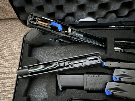 SE VENDE WALTHER PDP DE 5", DE CALIBRE 9x19

 Como nueva, muy pocos tiros.


 - Walther PDP 5"
 10