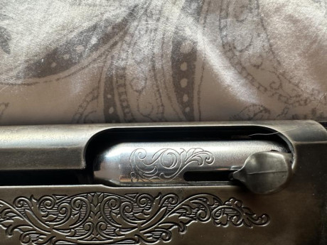 Calibre 12. 2 estrellas fijas. Impecable . Madera de nogal .
Pido 500eu.
Mi teléfono 691350535( HABLARME 02