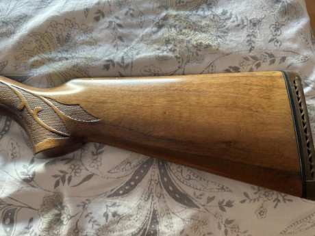 Calibre 12. 2 estrellas fijas. Impecable . Madera de nogal .
Pido 500eu.
Mi teléfono 691350535( HABLARME 01