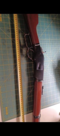Vendo rifle Winchester Uberti 1873 calibre 45 Colt NUEVO.
Ha disparado veinticinco cartuchos, nada más.
Lo 11