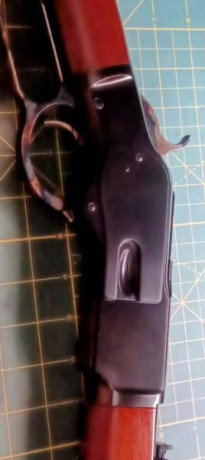Vendo rifle Winchester Uberti 1873 calibre 45 Colt NUEVO.
Ha disparado veinticinco cartuchos, nada más.
Lo 10