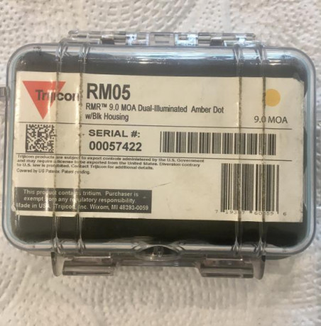 Hola
Vendo un Trijcon RMR 05 dual iluminated (tritio/fibra óptica).
No necesita batería 
Tritio recién 01