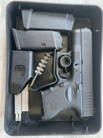 Se vende Glock 26 prácticamente nueva de uso.
400€+gastos de envío.
Guiada con la A.
Cualquier consulta 02
