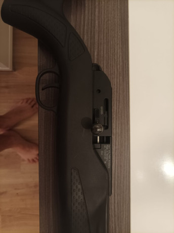 Hola.

Un amigo que no tiene cuenta en armas me pide que le ponga este anuncio.  Yo solo lo pongo.  Para 02