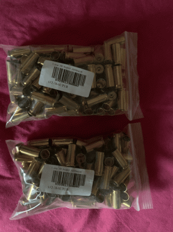 Vendo pistola " SPS " de 6 pulgadas.

Es de las denominadas "Pata Negra", que fueron 21