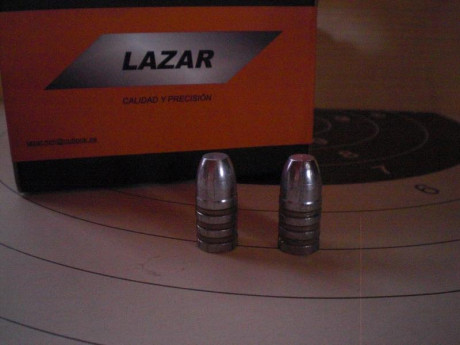 Vendo cinco cajas de 100 unidades, de puntas del 43 Mauser y del 43 Español. 
Muy buen resultado en concurso.
Peso 00