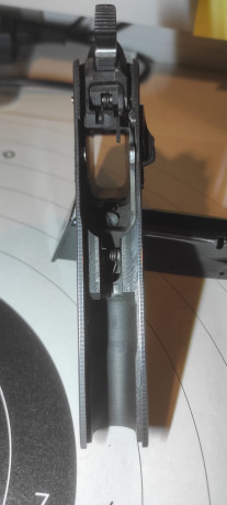Buenos días,
Pongo a la venta mi CZ75. Es una pre-B, de las que tienen el guardamonte redondo, de las 10
