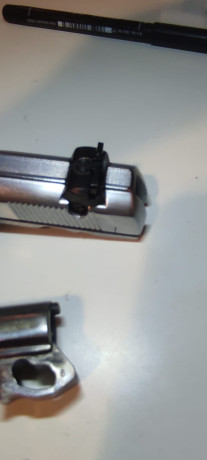 Buenos días,
Vendo una CZ85 niquelada. Es preciosa.
Esta la compré por capricho y la he utilizado muy 10