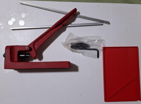 Se vende empistonador, no se necesita shellholder. Incluyen una bandeja manual integrado en el lateral. 00