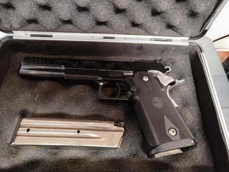 Vendo pistola STI Eagle 6", poco utilizada , como nueva.

Tel. 607827458 40