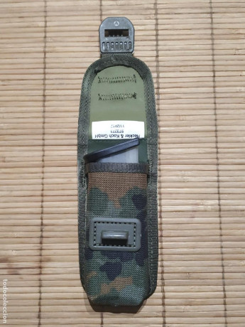 Se vende cargador HK USP  Standard.
Capacidad para 15 cartuchos 9mm Parabellum, con su funda porta cargador.
Construido 12