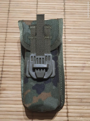 Se vende cargador HK USP  Standard.
Capacidad para 15 cartuchos 9mm Parabellum, con su funda porta cargador.
Construido 11