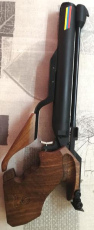   VENDIDA  
Pongo a la venta esta pistola de tiro olímpico, se carga muy suave con la palanca inferior 01