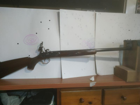 Buenos días vendo rifle marca AMR de competición serie especial Eduardo schiling calibre 45 diopter y 100
