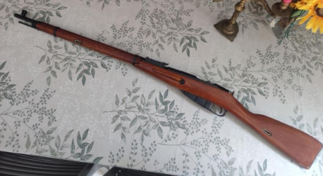 Por falta de uso, he decidido vender dos rifles Mosin Nagant, uno un M1938 de 1943 o 1945 y el otro un 31