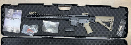 En venta rifle Schmeisser AR9 con cañón de 16”, muy pocos disparos y con accesorios Magpul. El calibre 01