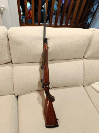 REBAJADO! Se vende winchister 70, calibre 7mmrm. Se vende por exceso de armas que tengo en casa mias y 00